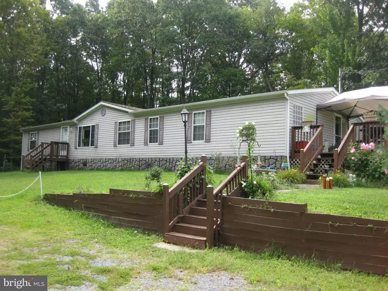 52 BUTTS MILL RD, Hedgesville, WV 25427