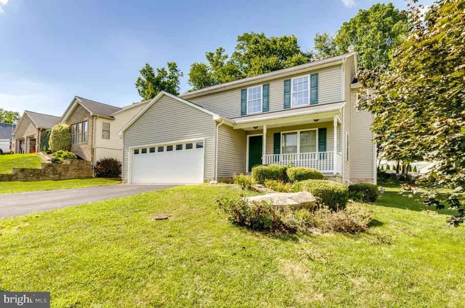 165 GEMSTONE DR, Martinsburg, WV 25401