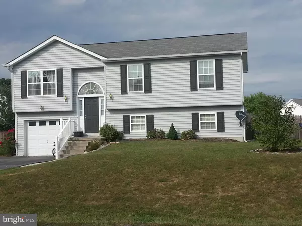 292 THOREAU DR, Inwood, WV 25428