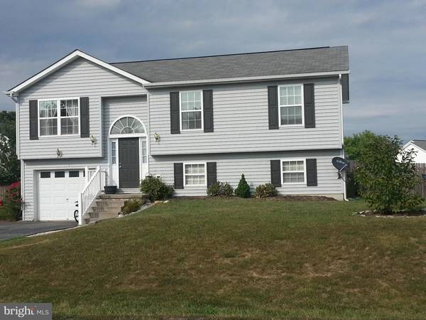 292 THOREAU DR, Inwood, WV 25428