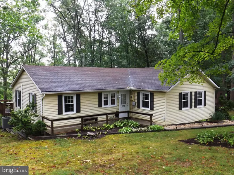 372 LEISURE WAY, Hedgesville, WV 25427