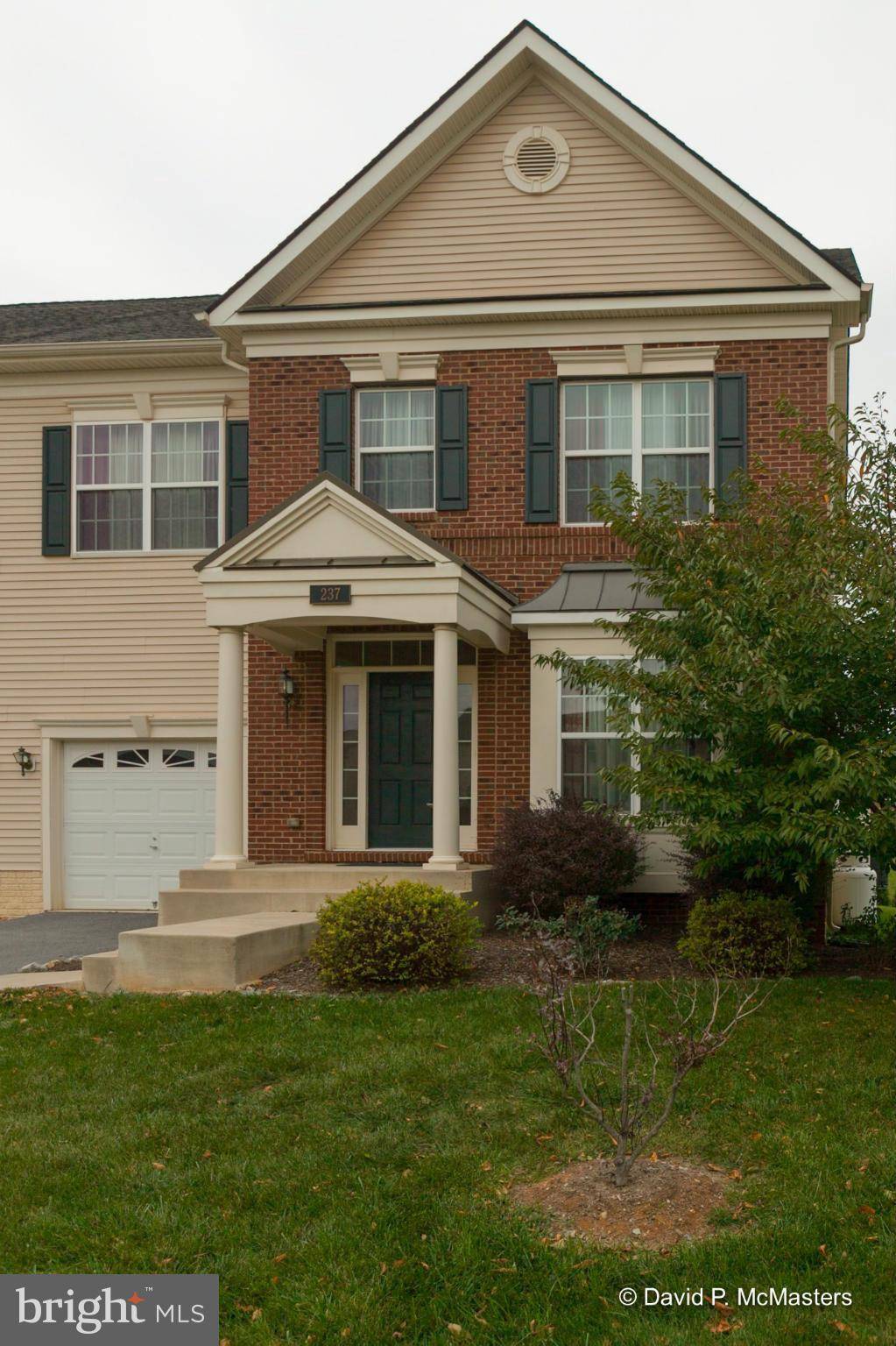 Martinsburg, WV 25403,237 DARDEN CT