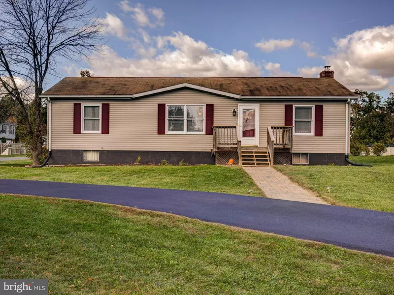 258 FEGAN RD, Bunker Hill, WV 25413