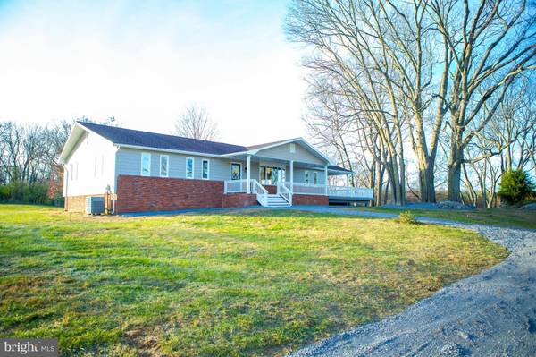 Falling Waters, WV 25419,1413 TICE RD