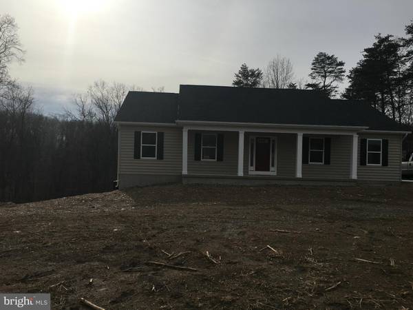 3424 MIDDLEWAY PIKE, Kearneysville, WV 25430