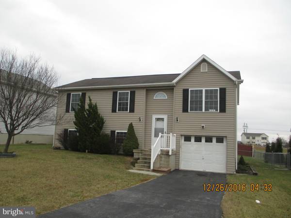 339 UNIVERSE DR, Martinsburg, WV 25404