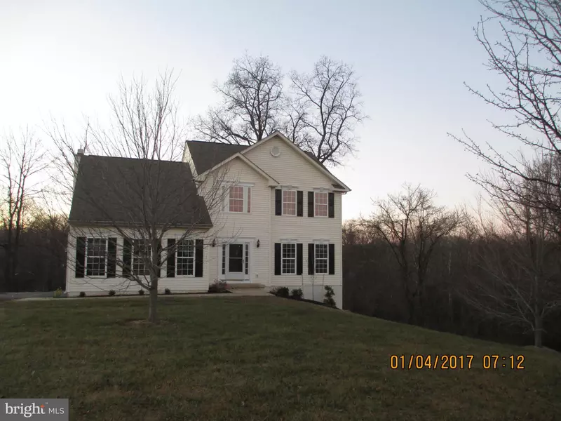 702 PINNACLE DR, Bunker Hill, WV 25413