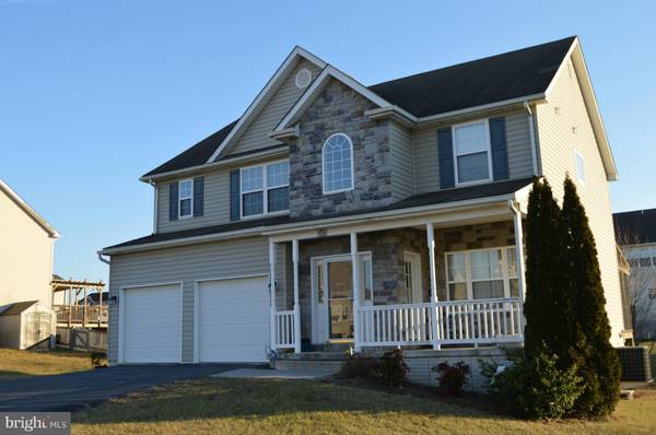 385 THAYERS GULL DR, Martinsburg, WV 25405