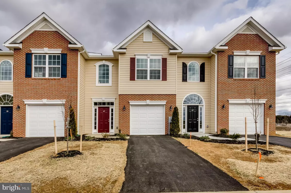 Falling Waters, WV 25419,43 CAVENDSH WAY