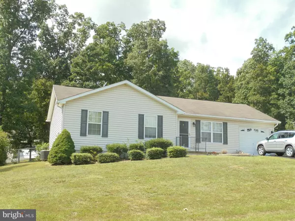 271 LONGWOOD DR, Bunker Hill, WV 25413