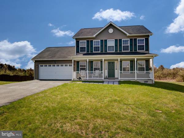 26 RUSKIN CT, Inwood, WV 25428