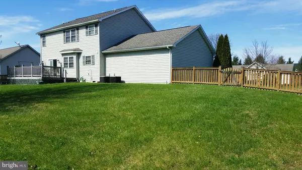 Falling Waters, WV 25419,41 AMHERST LN