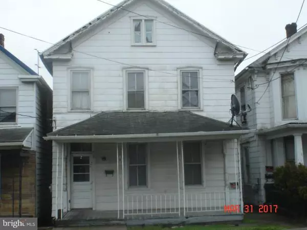 418 WINCHESTER AVE, Martinsburg, WV 25401