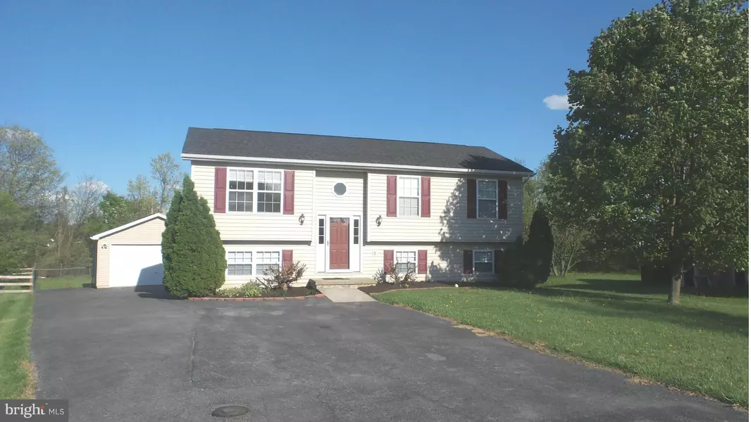 112 ARBUTUS LN, Martinsburg, WV 25405