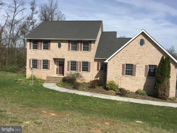 2002 GOLDMILLER RD, Bunker Hill, WV 25413