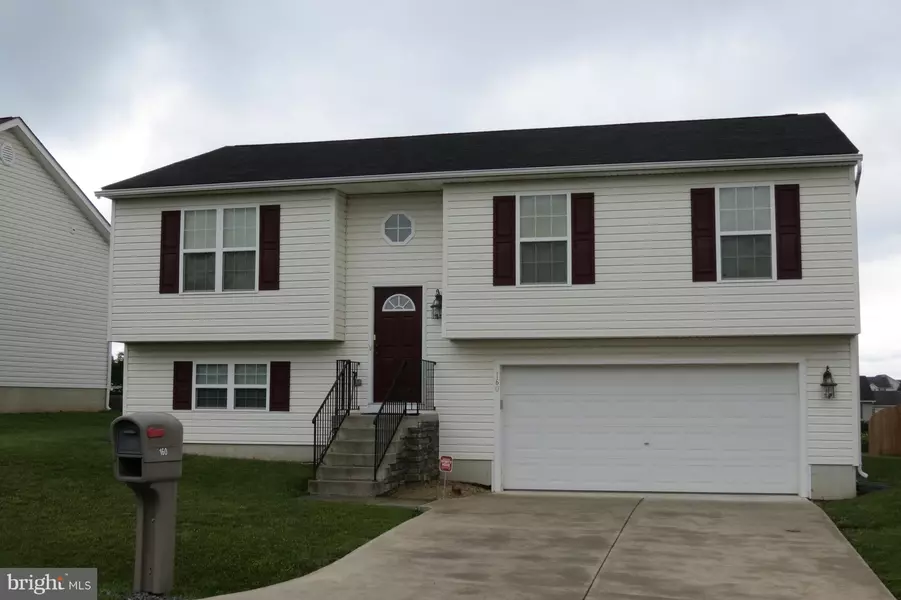 160 BUCHANAN LN, Inwood, WV 25428