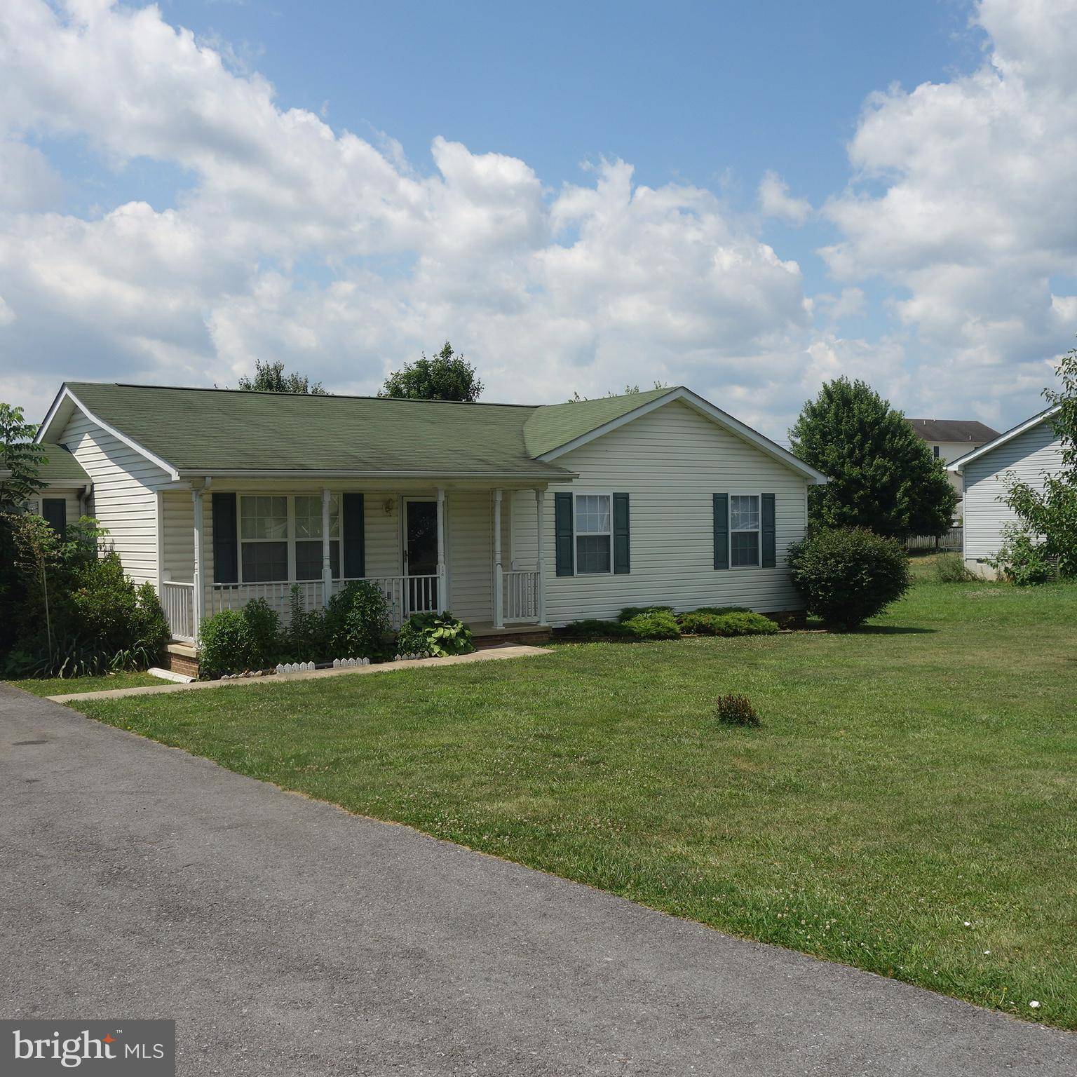 Bunker Hill, WV 25413,135 WENDOVER DR