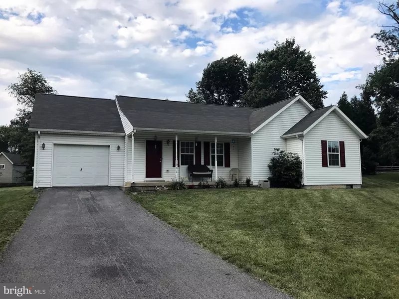 1002 PACKARD CT, Martinsburg, WV 25401