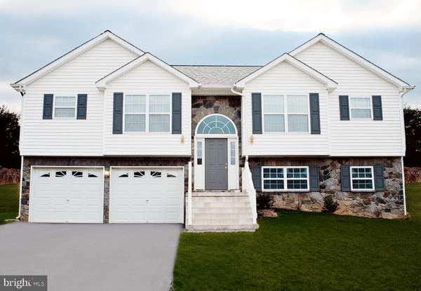 SPYGLASS DR, Martinsburg, WV 25403