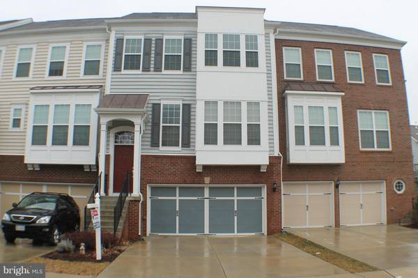 43580 HERITAGE GAP TER, Chantilly, VA 20152