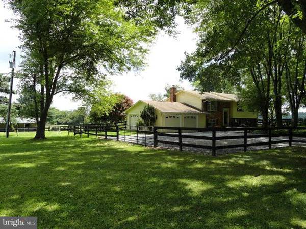 19210 SILCOTT SPRINGS RD, Purcellville, VA 20132