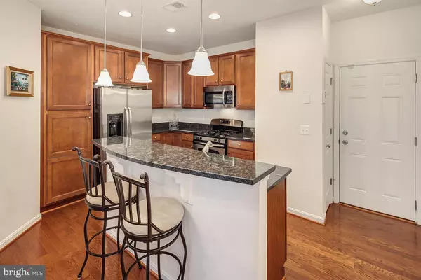 Ashburn, VA 20148,43869 CENTERGATE DR #43869