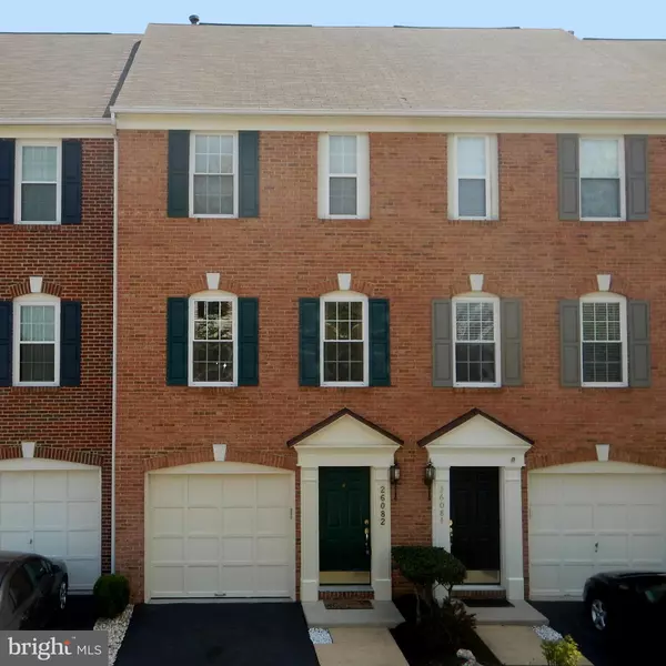 26082 LANDS END DR, Chantilly, VA 20152