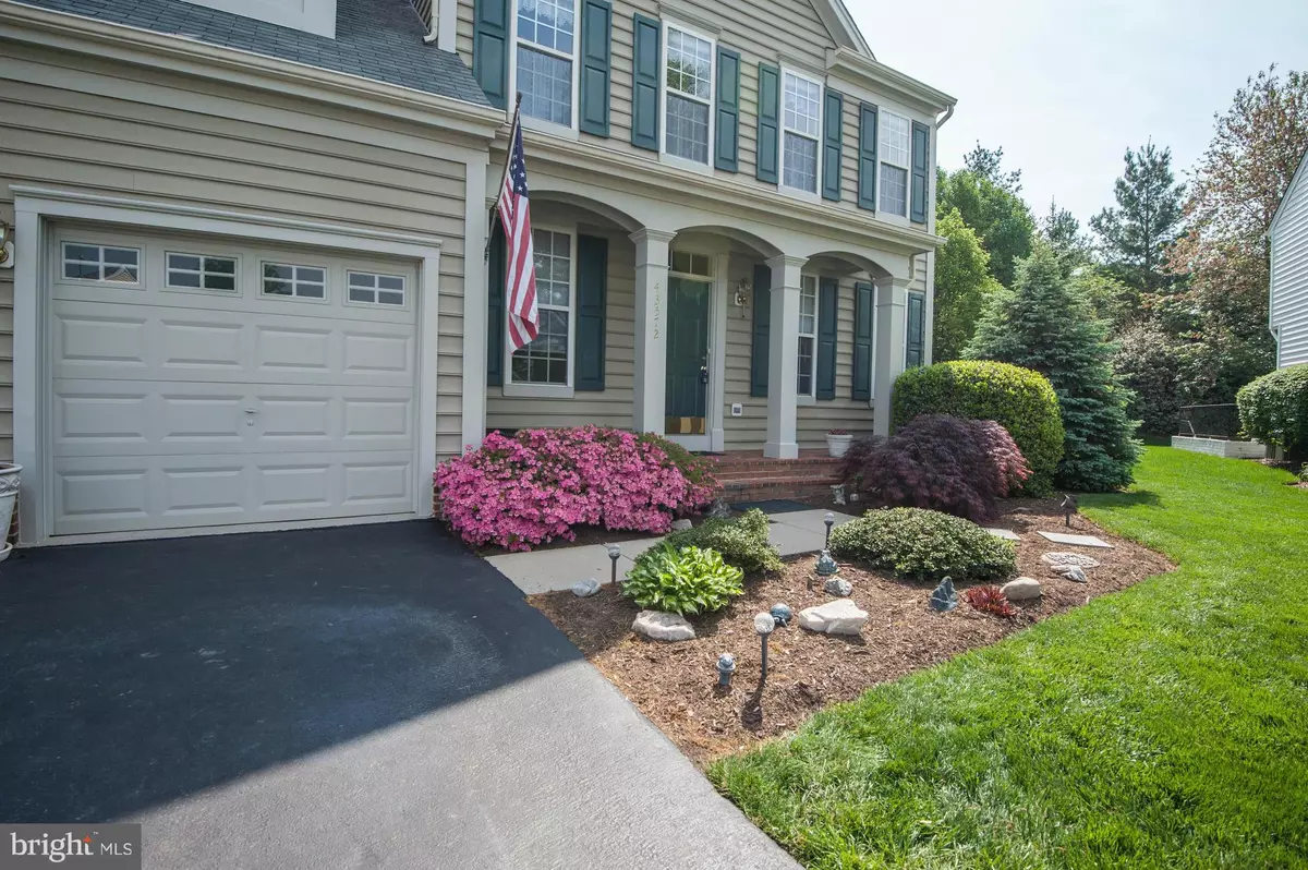 Ashburn, VA 20147,43572 YORKSHIRE CT