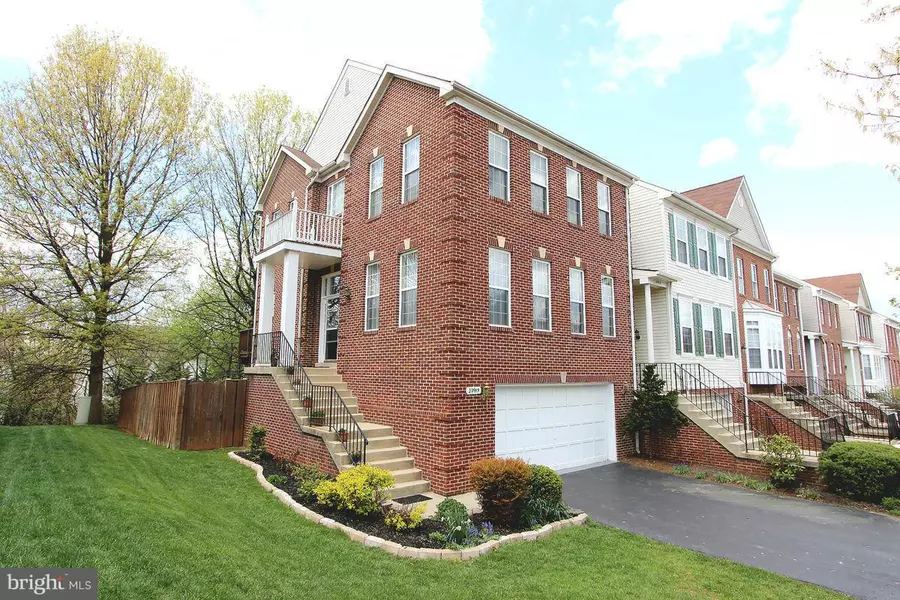 20915 SANDSTONE SQ, Sterling, VA 20165