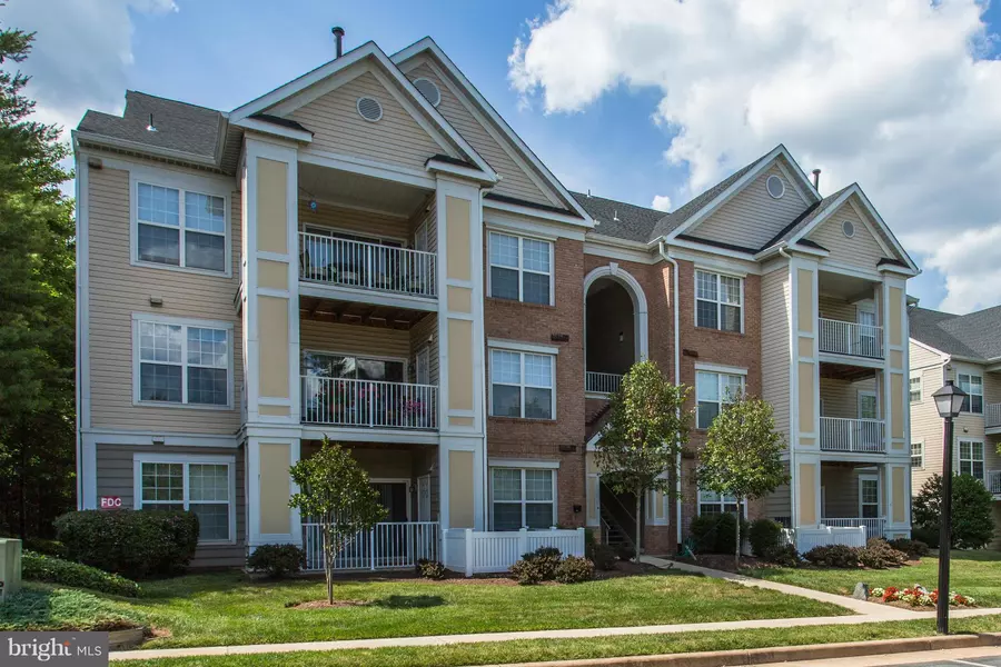 20903 CEDARPOST SQ #303, Ashburn, VA 20147