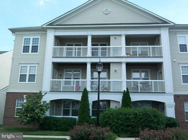 42496 MAYFLOWER TER #302, Ashburn, VA 20148