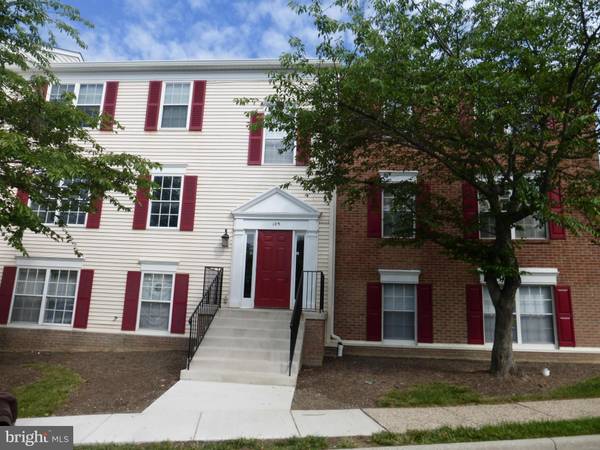 105 PROSPERITY AVE SE #C, Leesburg, VA 20175