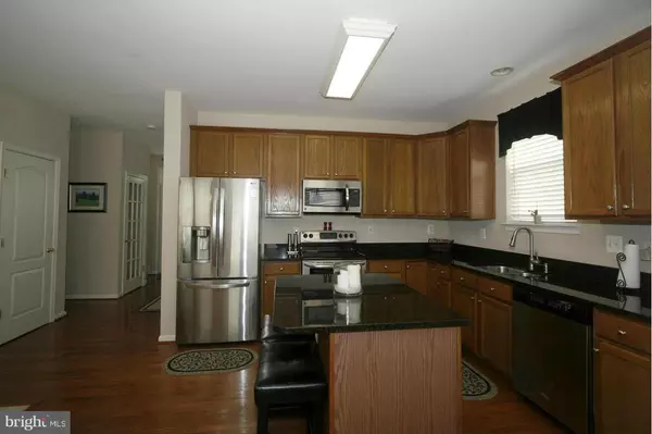 Chantilly, VA 20152,26193 LANDS END DR