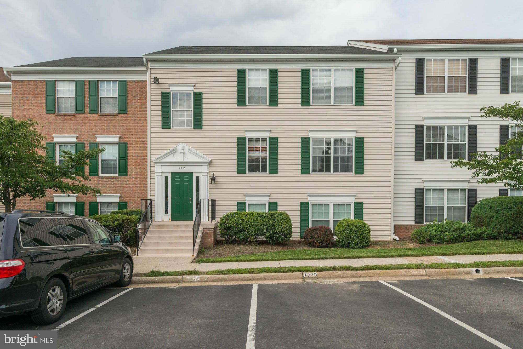 127 FORT EVANS RD SE #A, Leesburg, VA 20175