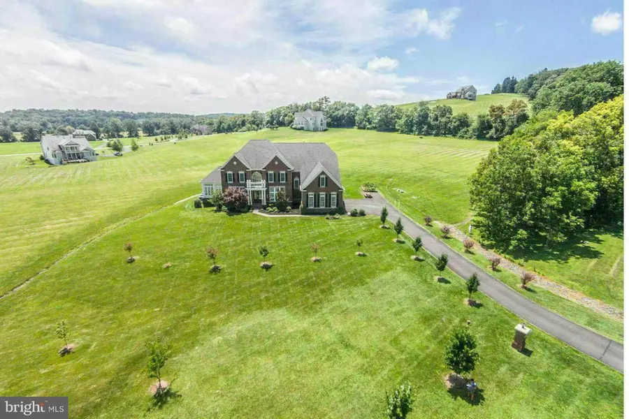 35467 SUNNY RIDGE RD, Round Hill, VA 20141