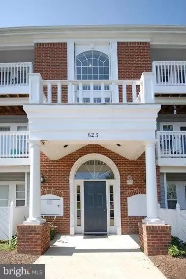 623 CONSTELLATION SQ SE #E, Leesburg, VA 20175