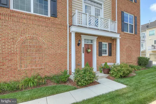Chantilly, VA 20152,25491 AMBER GATE TER
