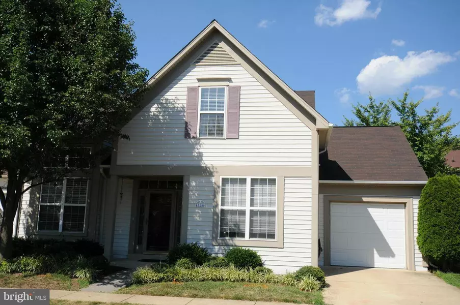 43256 CLIFTON TER, Ashburn, VA 20147