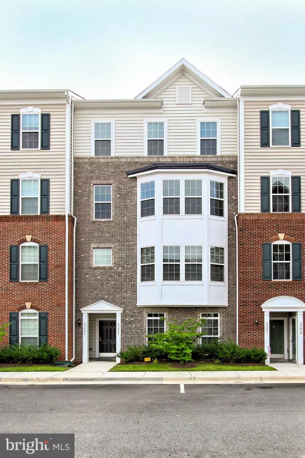 Ashburn, VA 20148,43845 KINGSTON STATION TER