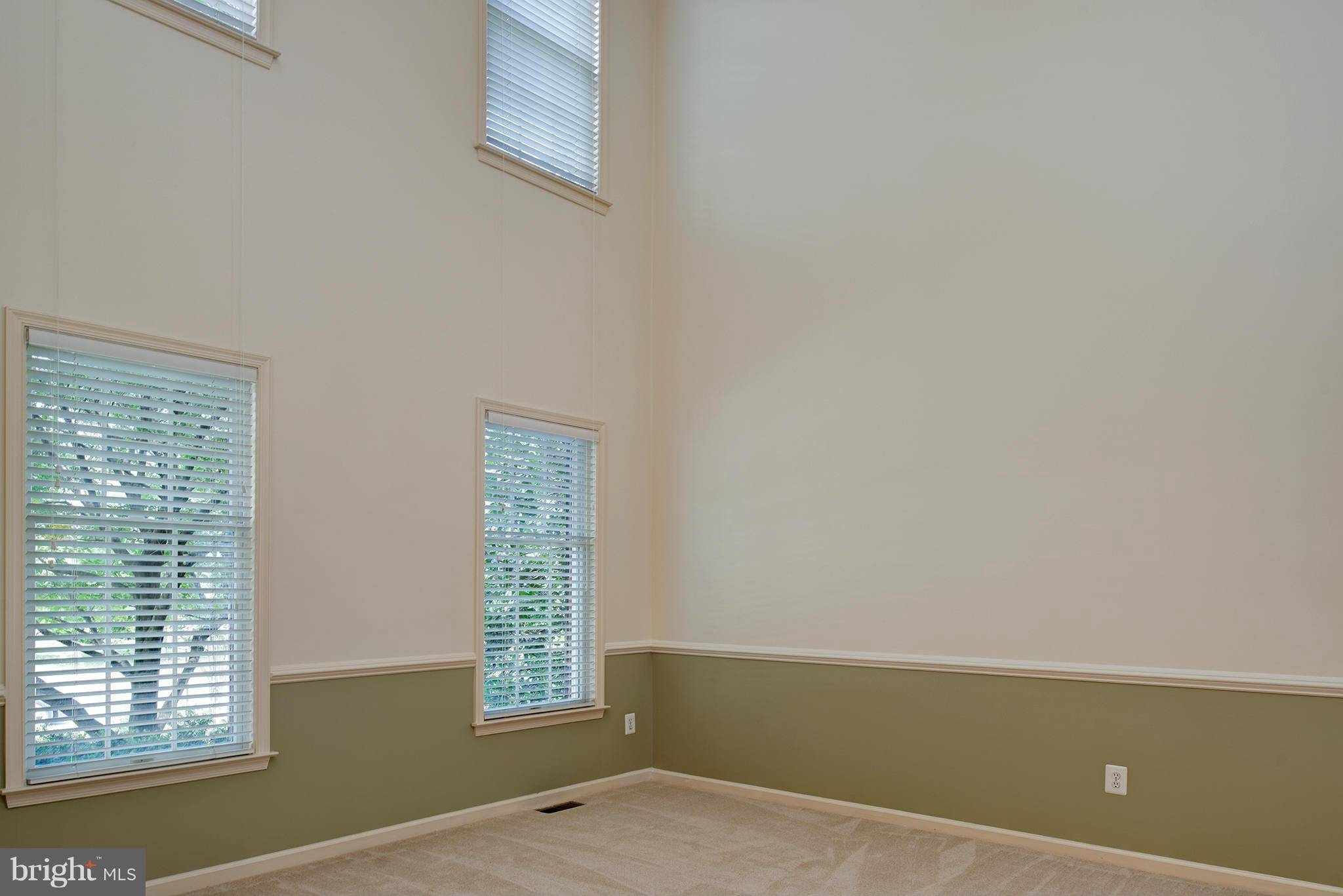 Ashburn, VA 20147,43753 WOODWORTH CT