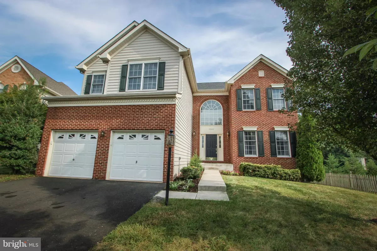 Chantilly, VA 20152,25460 CARRINGTON DR