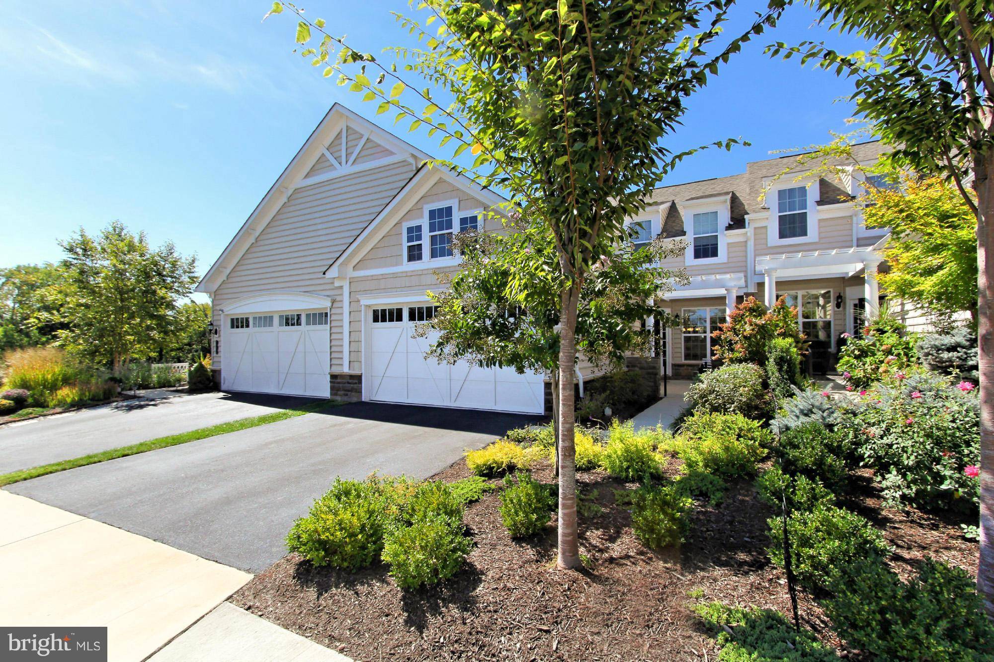 20445 ISLAND WEST SQ, Ashburn, VA 20147