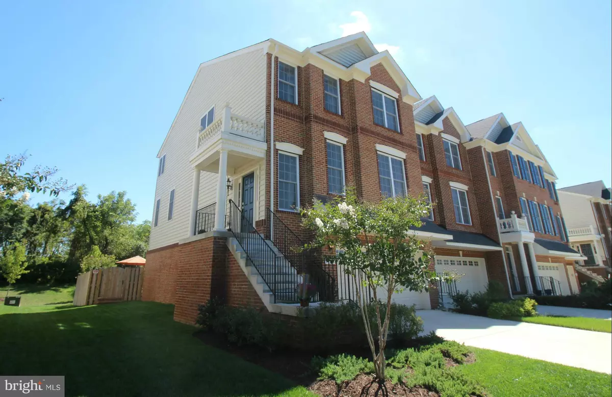 Chantilly, VA 20152,25578 CREEKMORE TER