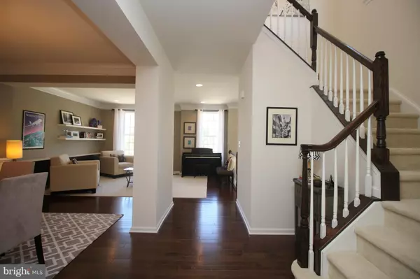 Chantilly, VA 20152,25578 CREEKMORE TER
