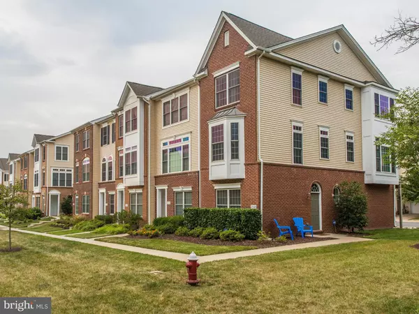 25120 OMAHA TER, Chantilly, VA 20152