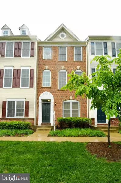 42798 SAN SEBASTIAN TER, Chantilly, VA 20152