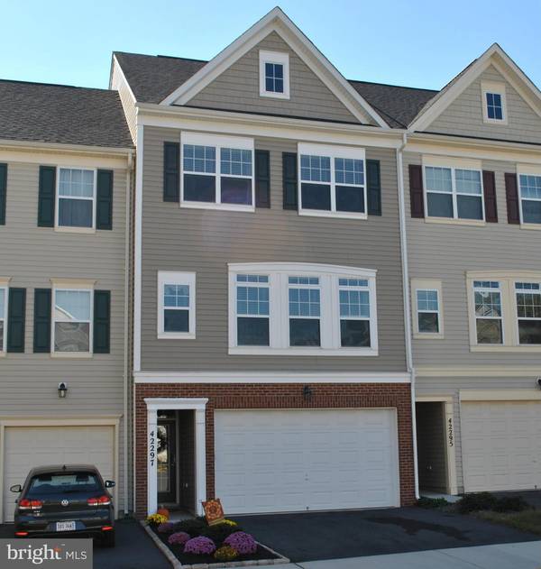 42297 DEMARCO TER, Chantilly, VA 20152