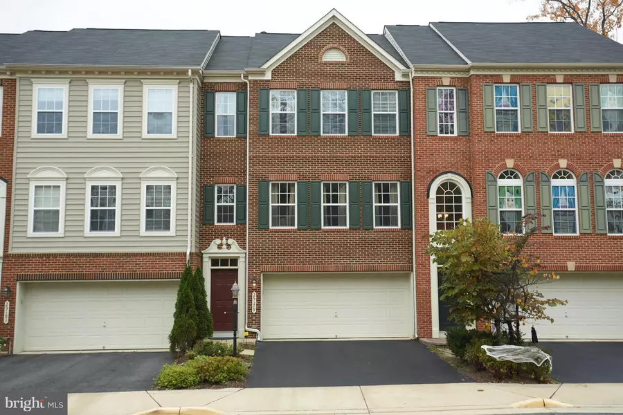 25179 BEACH PL, Chantilly, VA 20152