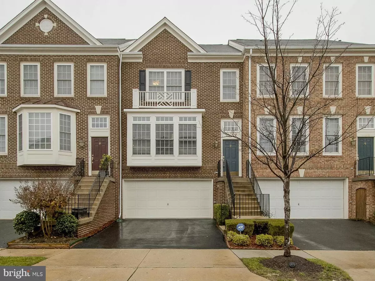 Chantilly, VA 20152,42686 ROLLING ROCK SQ