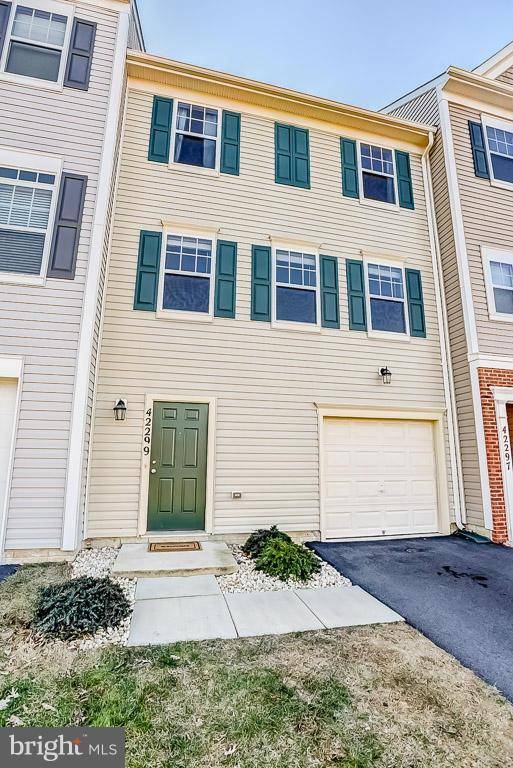 42299 DEMARCO TER, Chantilly, VA 20152